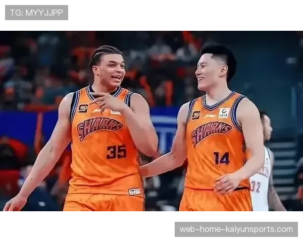 李添荣李弘权成上海双子星 场均合砍30.3分